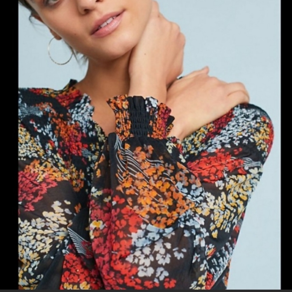 Anthro Akemi + Kin floral print blouse XS